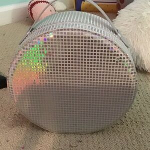 Makeup Bag With Lots Of Storage